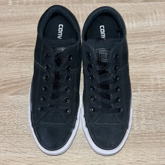 Black canvas converse shoes size 8 - Picture 4 of 6